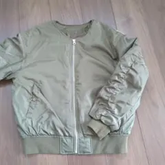 GU　ブルゾン　レディース　М