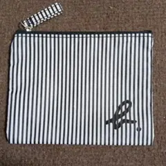 アニエスベー　ストライプデザイン ジッパーポーチ
