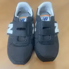 ニューバランス　19cm