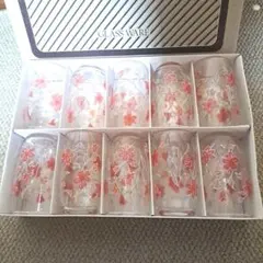 花柄装飾のガラス製コップ10個入り
