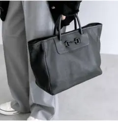 極美品 イアパピヨネ スタッズプル 2way ボストンバッグ ショルダー