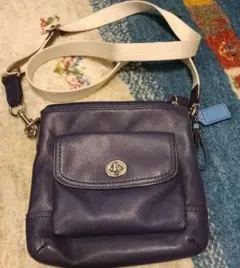 COACH ショルダーバッグ レザー シグネチャー
