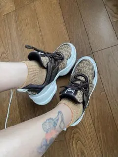 Item thumbnail for item dec4039d-e064-439a-b049-01800b19c7c1