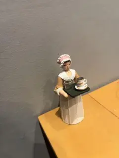 ヴェルナー工場　ドイツ　木製　カヌレ　婦人　木製　ドイツ　ヴェント＆キューン