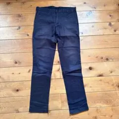 ユニクロ　スリムフィットチノ　NAVY