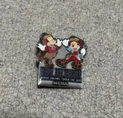 東京ディズニーリゾート ドリームス・テイク・フライト ピンバッジ