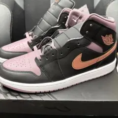 NIKE AIR JORDAN 1 MID SE
