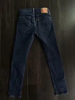 LEVI'S スリムフィット ダークブルーデニム