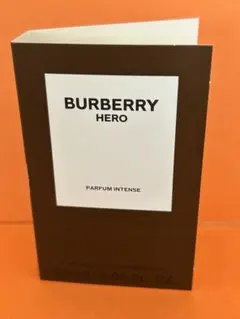 BURBERRY HERO PARFUM INTENSEのサムネイル