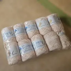 Liva 淡いピンク 毛糸 30g (105m) 10個入り