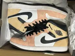Nike Air Jordan 1 スニーカー ピンク/ホワイト/ブラック
