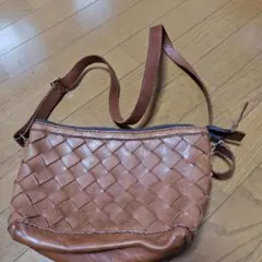 ショルダーバックのサムネイル