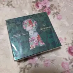 clé de peau BEAUTÉ レオスールデクラ フェースカラー 102