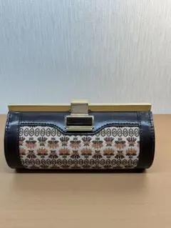 花柄　クラッチバッグ　ポーチ　がま口　レトロ
