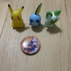 ポケモン ソフビフィギュア　ピカチュウ　メッソン　ニャオハ　缶バッジ