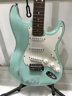 美品 メンテ済 新品弦 Fender x loog 3弦ギター レアカラー - メルカリ
