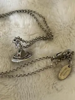 Vivienne Westwood オーブ ネックレス シルバーのサムネイル