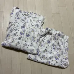 M.O.I. 花柄　ルームウェア・パジャマ、サイズＭ〜Ｌ、家着、寝巻き