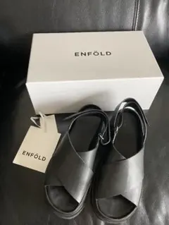 ENFOLD ブラック サンダル 37　クロスストラップサンダルのサムネイル
