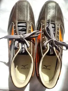 Mizuno スニーカーシューズ ブラウン/オレンジ