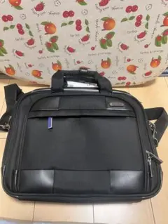 美品‼️American Tourister ビジネスバッグ　メンズのサムネイル