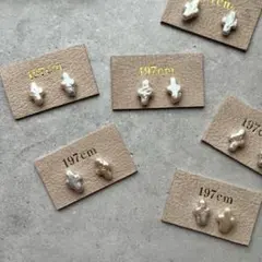 【No.513】つやつやホワイトクロス淡水パールのイヤリング/ピアス