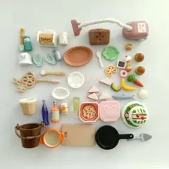 シルバニアファミリー 食べ物　小物　キッチングッズ　掃除機　鍋　まとめ　セット