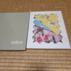 レノマ、花柄ハンカチ　3枚