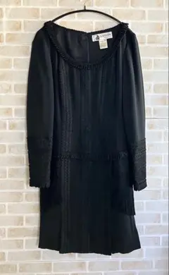 Item thumbnail for item cc92a71c-c5e8-4d5d-920b-f753e5fac4ab