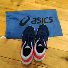 asics スニーカー 22.0cm