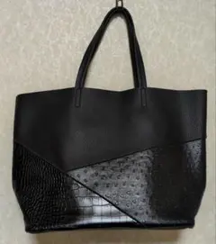 トートバッグ　ブラック　大容量