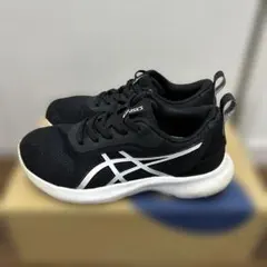 アシックス レーザービーム 22