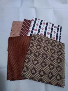 はぎれ カントリー調多様な柄セット　5枚