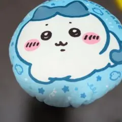 ちいかわはちわれ クッション 青色