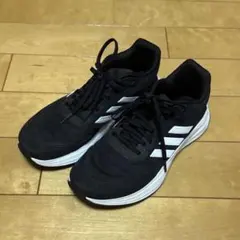 adidas デュラモ　ブラック/ホワイトのサムネイル