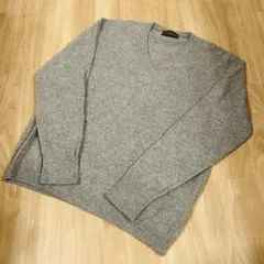 ✨極美品✨カシミヤ100%/ニット/セーター/Vネック/グレー/イタリア製