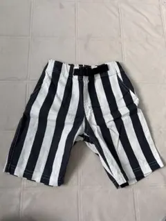 子ども　キッズ　黒と白のストライプ ハーフパンツ　短パン　ボトムス　夏　Mサイズ