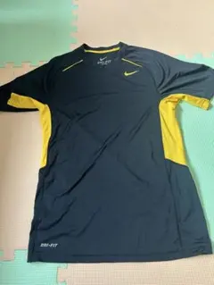 Nike DRI-FIT ネイビー/イエロー Tシャツ S