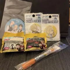 ユーリ!!! on ice 缶バッジセットD - メルカリ