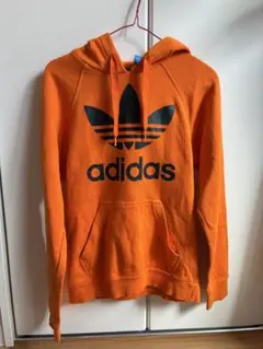 adidas パーカー