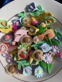 カラフルなデコレーションパーツセット