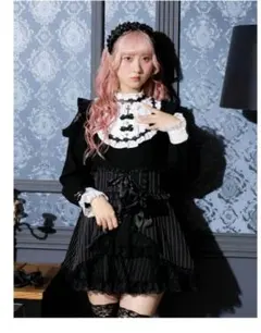 NOEMIE ゴシックローズヨークオープンショルダーカットソー