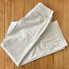 【美品】ナイキゴルフ チノスラックス M メンズ 白 ゴルフウェア 刺繍ロゴ 綿