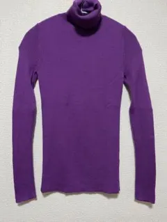 パープル タートルネック セーター