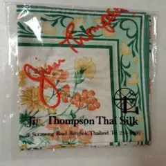 Jim Thompsonジムトンプソン 花柄大判スカーフ　80cm角　タイシルク