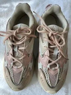 Item thumbnail for item d064a142-a94c-4544-9b86-bd8ce04e07ad