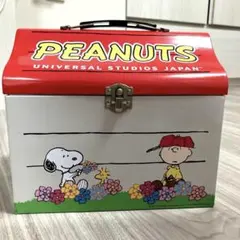 2011年　USJ PEANUTS スヌーピー スーベニア ランチボックス