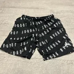 Jordan ブラック ショートパンツ ☆お尻ほつれあり