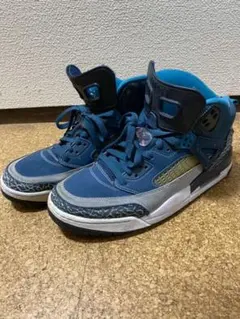 Item thumbnail for item 0ae4d81f-e82b-41ee-aefb-4b81c0c6394c