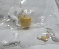 うさぎの餅つきんにく　マスコットフィギュアのサムネイル